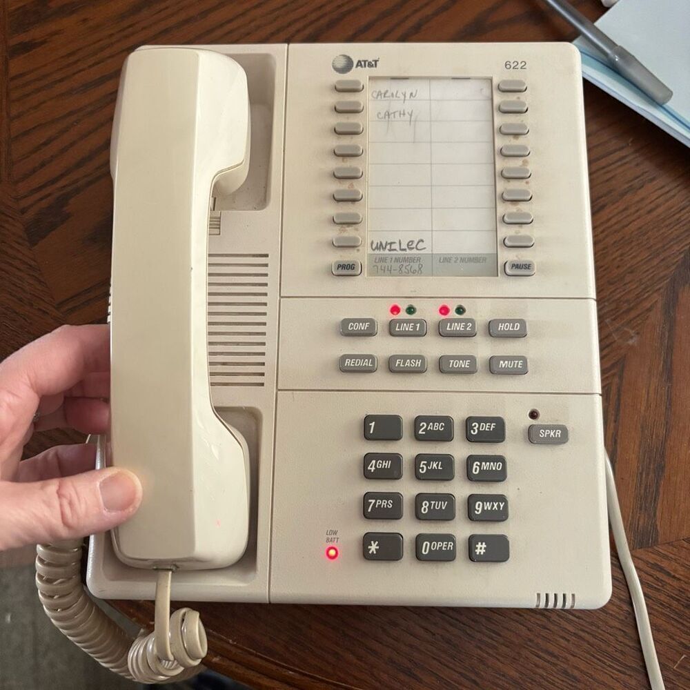 AT&T Model 622 Two Line Business Phone *Works*